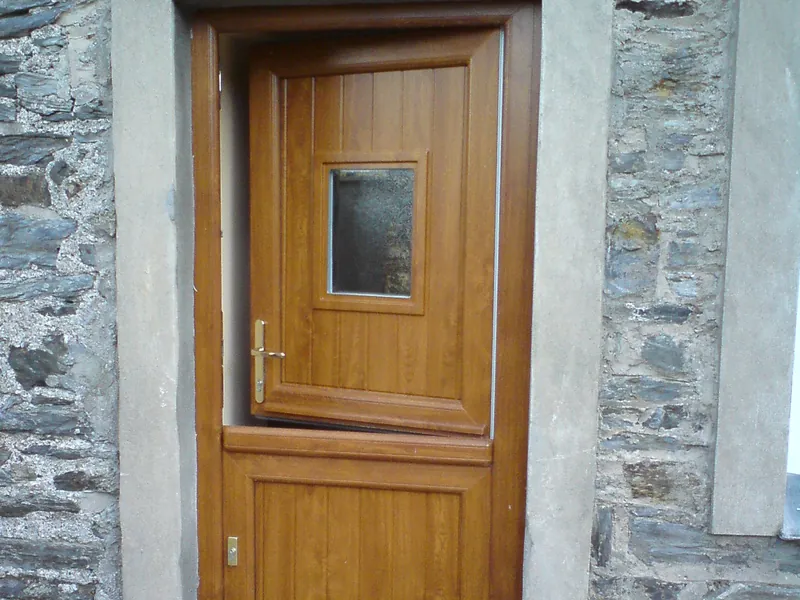 Stable Doors — Gallery Crouch End